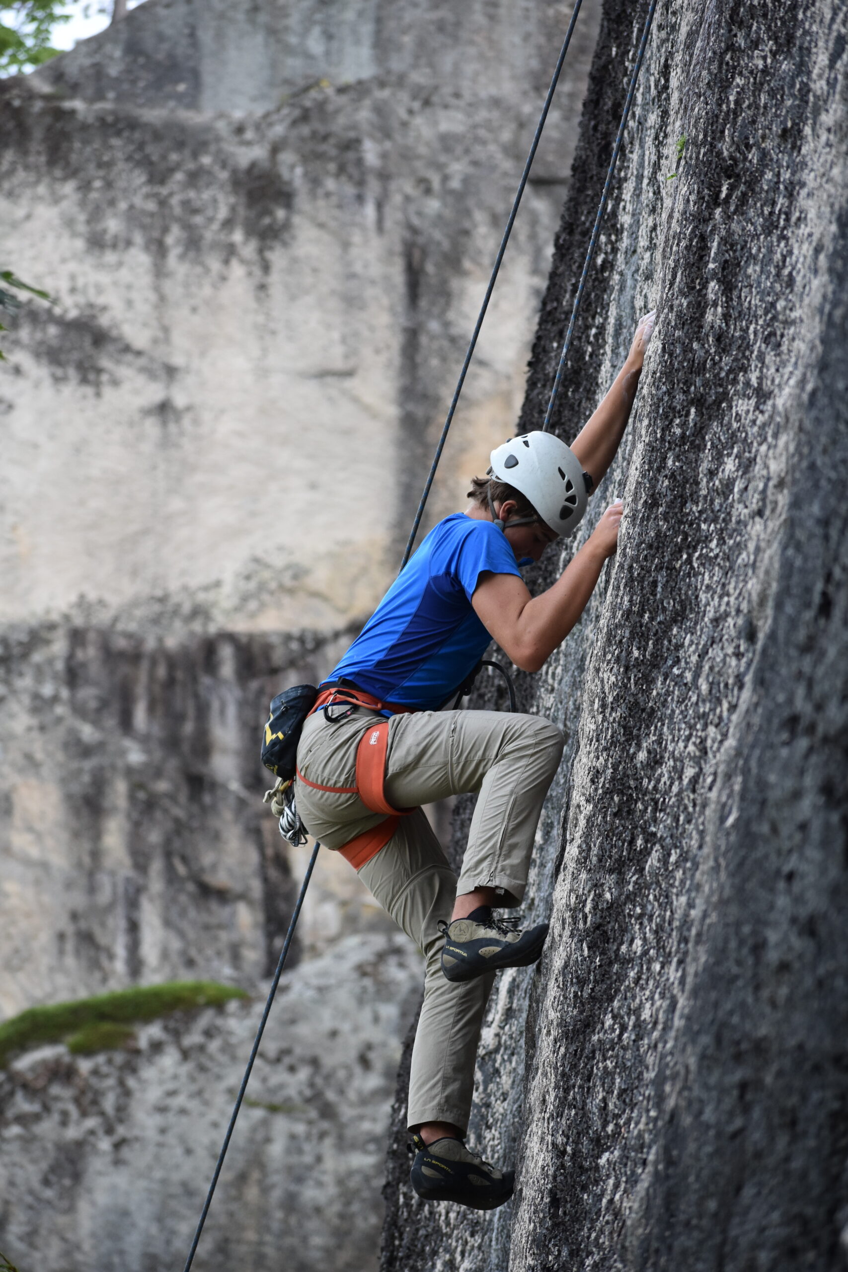 Tactical Rappelling Familiarization and Fundamentals